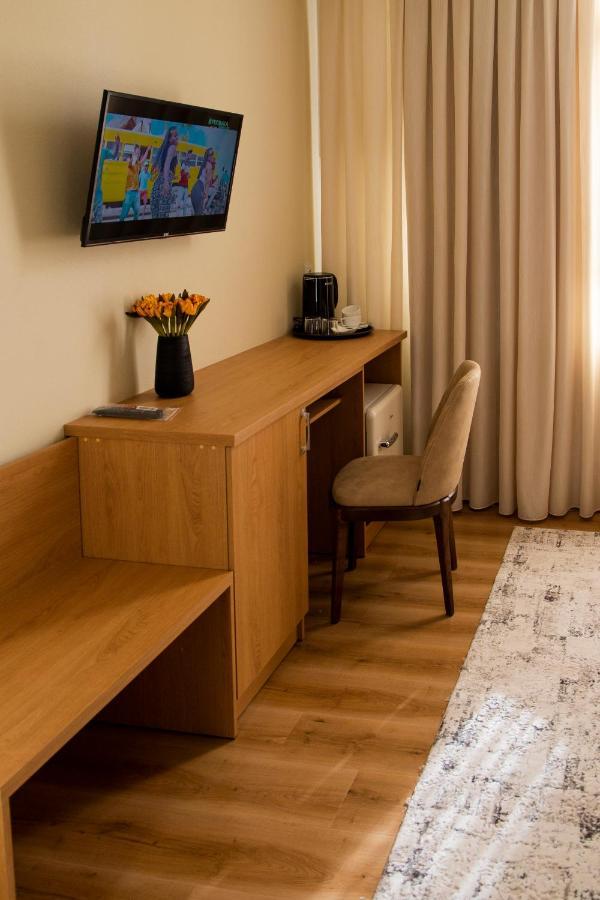 Hotel Vostok タシュケント エクステリア 写真