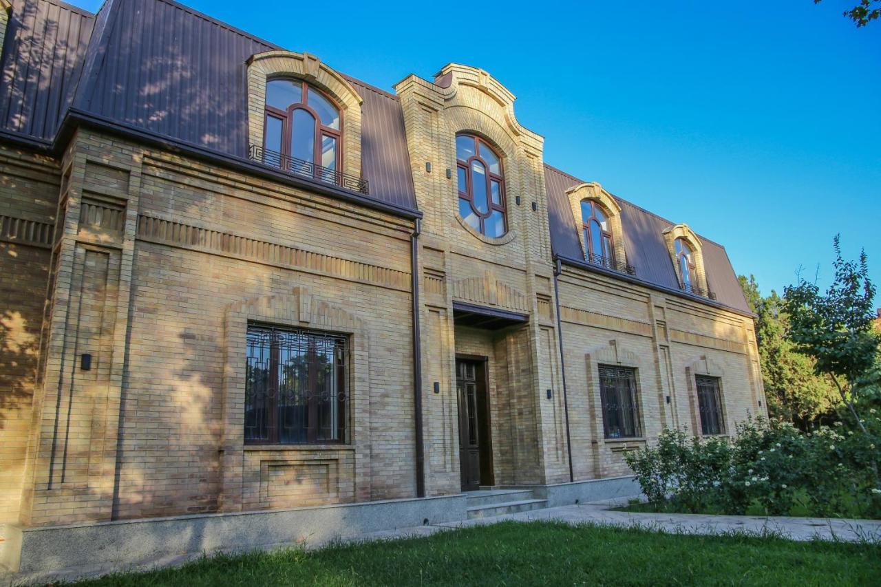 Hotel Vostok タシュケント エクステリア 写真