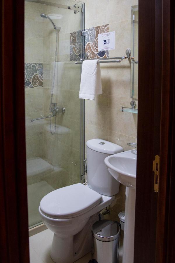 Hotel Vostok タシュケント エクステリア 写真